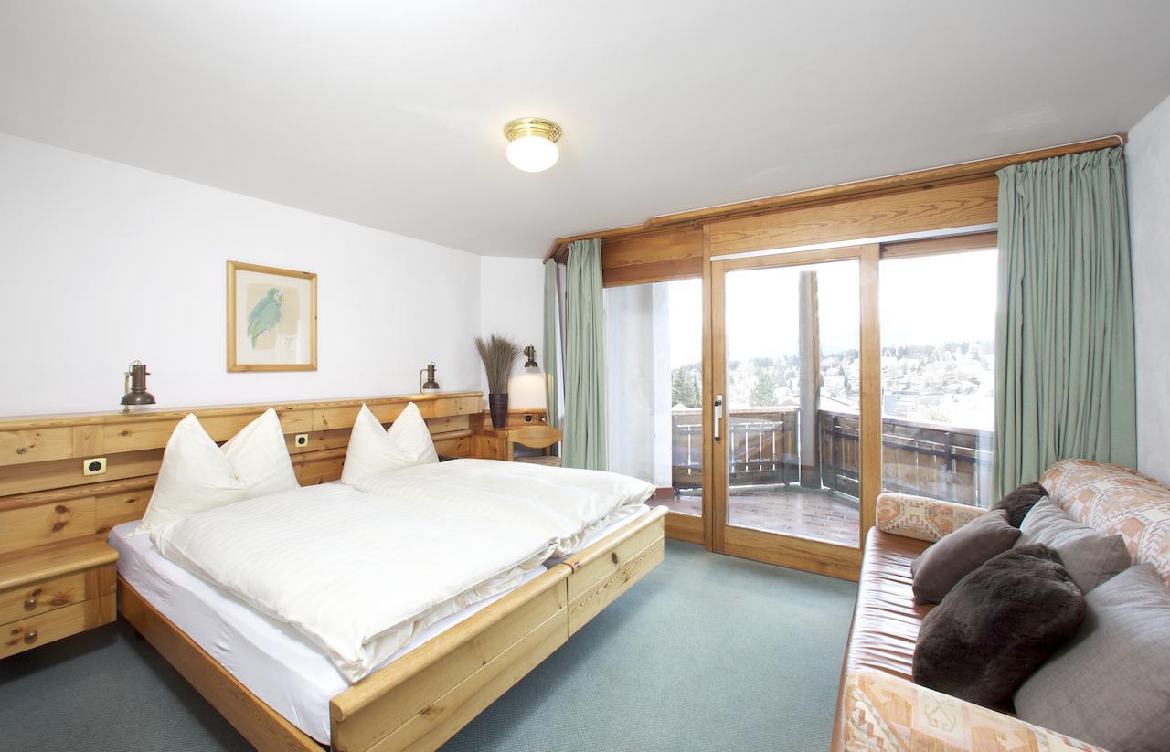 Arena Guesthouse Flims Room photo